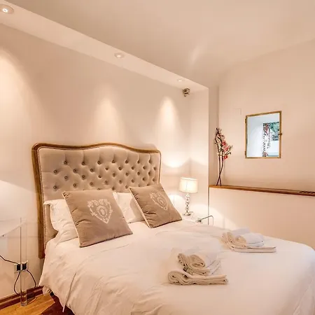 Hi Babuino Apartmán *